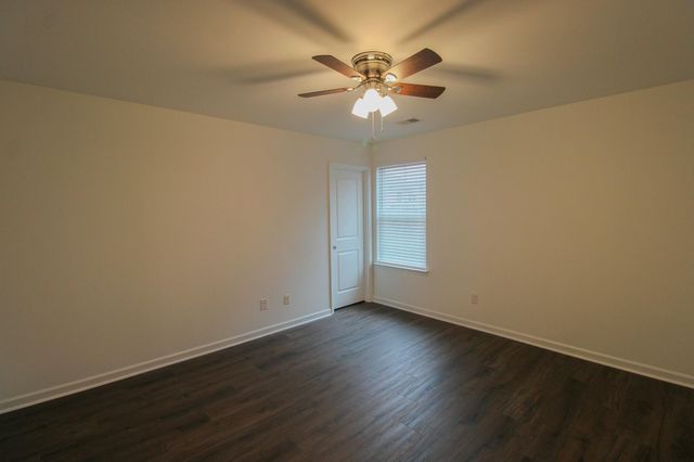 305 Legendres Drive, Goose Creek, SC 29445