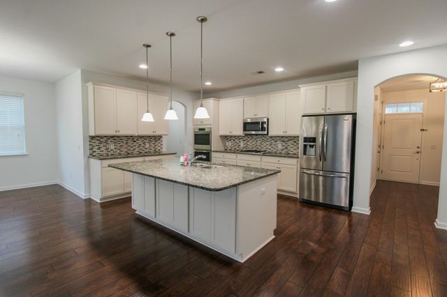 305 Legendres Drive, Goose Creek, SC 29445