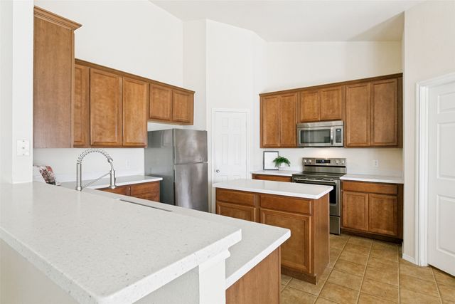 5839 Twilight Drive, Grand Prairie, TX 75052