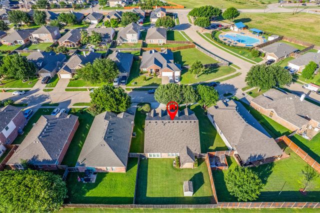 5839 Twilight Drive, Grand Prairie, TX 75052