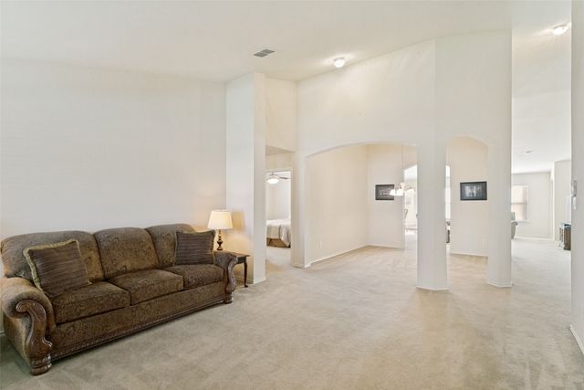 5839 Twilight Drive, Grand Prairie, TX 75052