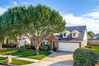 5839 Twilight Drive, Grand Prairie, TX 75052