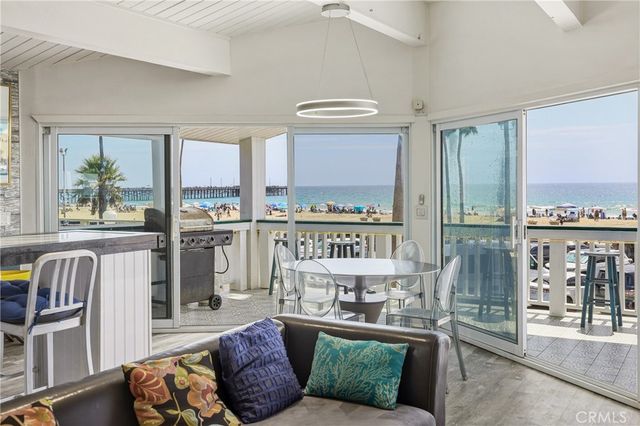 2214 W Oceanfront B, Newport Beach, CA 92663
