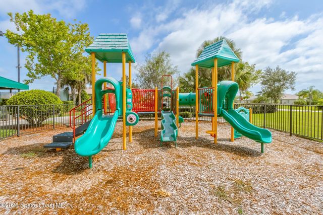 1556 Dittmer Circle SE, Palm Bay, FL 32909