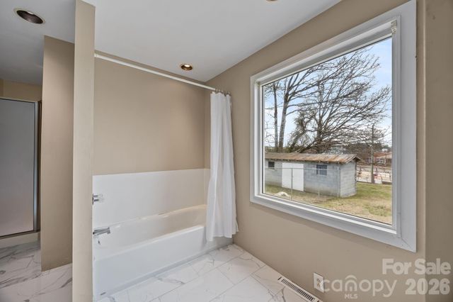 1415 E Council Street, Salisbury, NC 28146