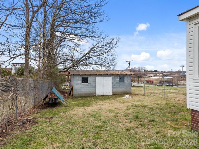 1415 E Council Street, Salisbury, NC 28146