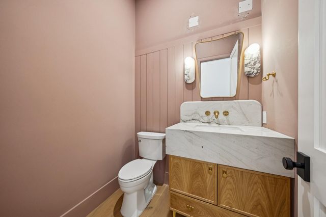 1227 Howard Lane, Bellaire, TX 77401