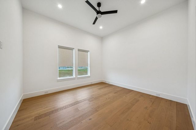 1227 Howard Lane, Bellaire, TX 77401