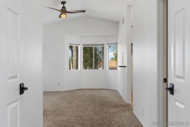 1967 Spanish Oak Way, Vista, CA 92081