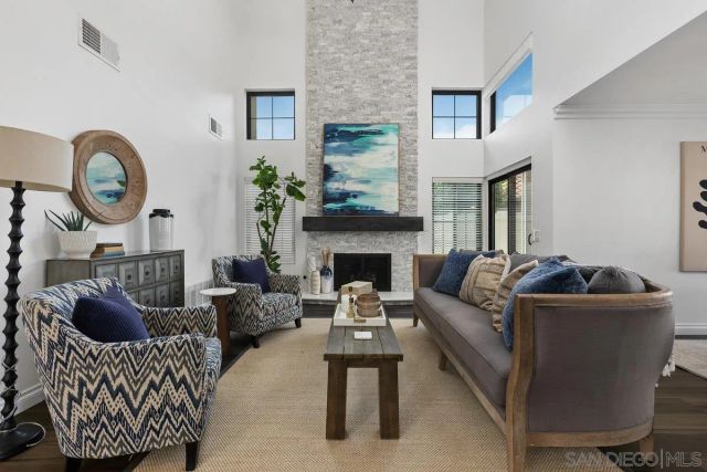 1967 Spanish Oak Way, Vista, CA 92081