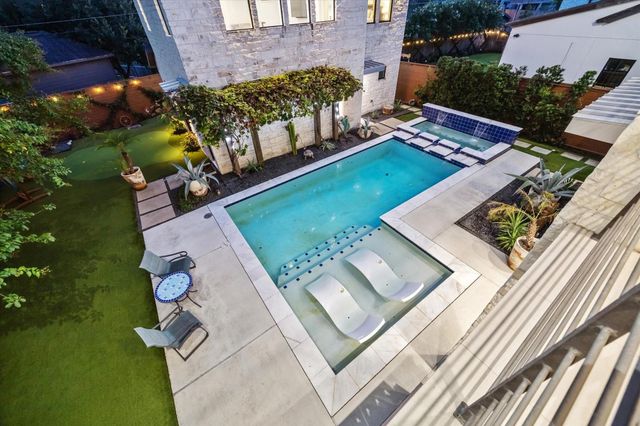 1249 Chippendale Road, Houston, TX 77018