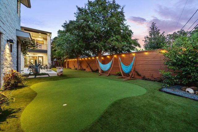 1249 Chippendale Road, Houston, TX 77018