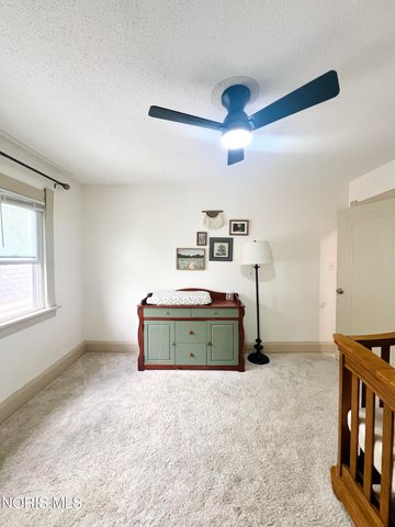 3704 Almeda Drive, Toledo, OH 43612