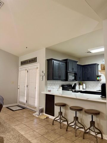 1607 Ave I NW, Childress, TX 79201