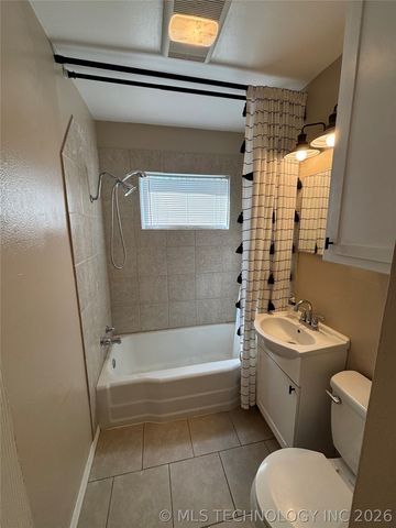 828 N Darlington Avenue, Tulsa, OK 74115