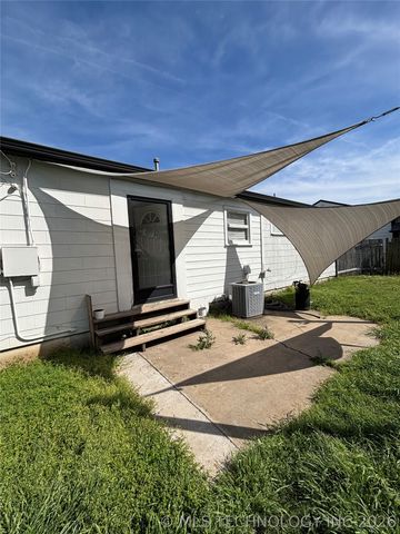 828 N Darlington Avenue, Tulsa, OK 74115