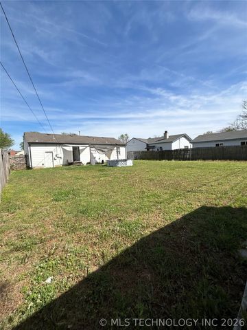 828 N Darlington Avenue, Tulsa, OK 74115