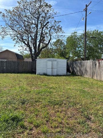 828 N Darlington Avenue, Tulsa, OK 74115