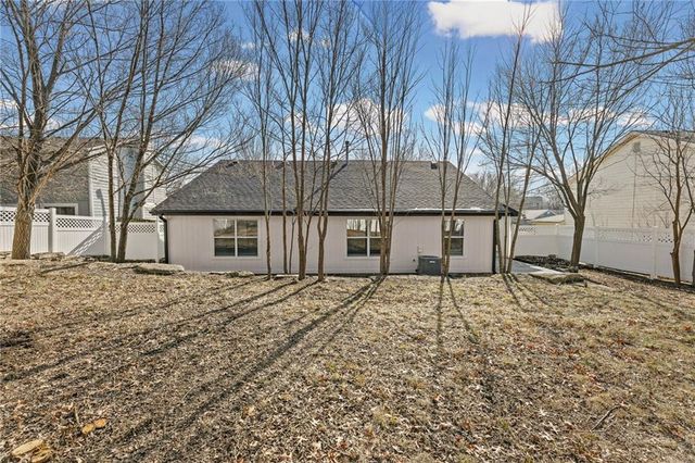 1820 Hampton Street, Lawrence, KS 66046