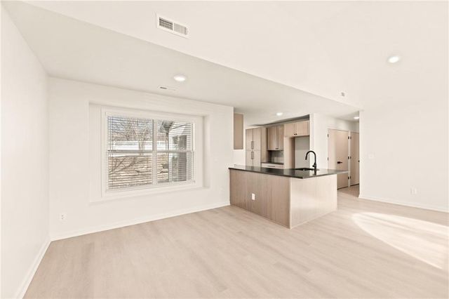 1820 Hampton Street, Lawrence, KS 66046