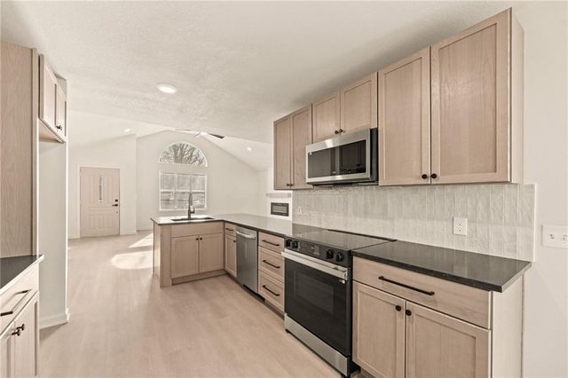 1820 Hampton Street, Lawrence, KS 66046