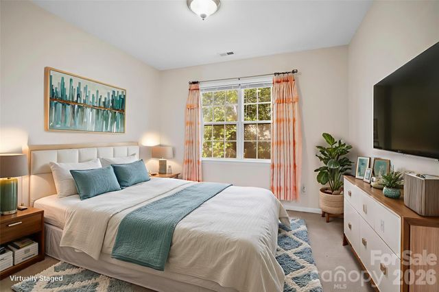 2 Breyerton Court, Asheville, NC 28804