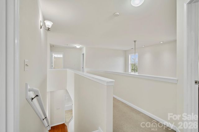 2 Breyerton Court, Asheville, NC 28804