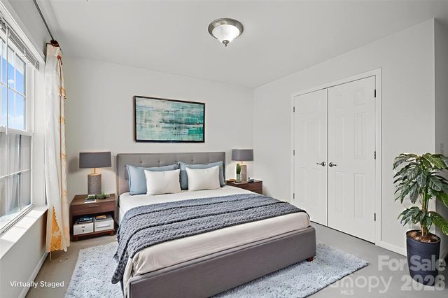 2 Breyerton Court, Asheville, NC 28804