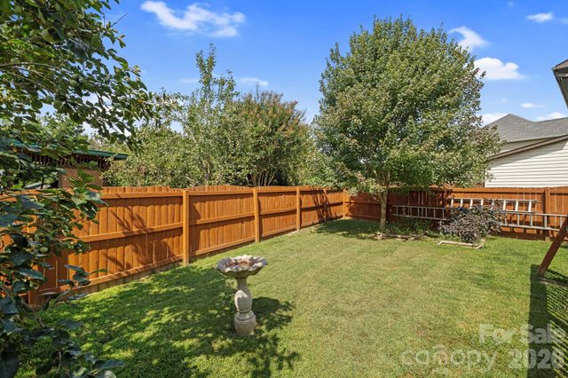 2 Breyerton Court, Asheville, NC 28804
