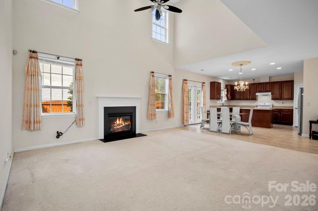 2 Breyerton Court, Asheville, NC 28804