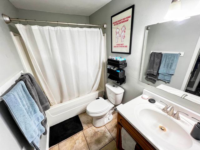 400 Murat Street, Tallahassee, FL 32304