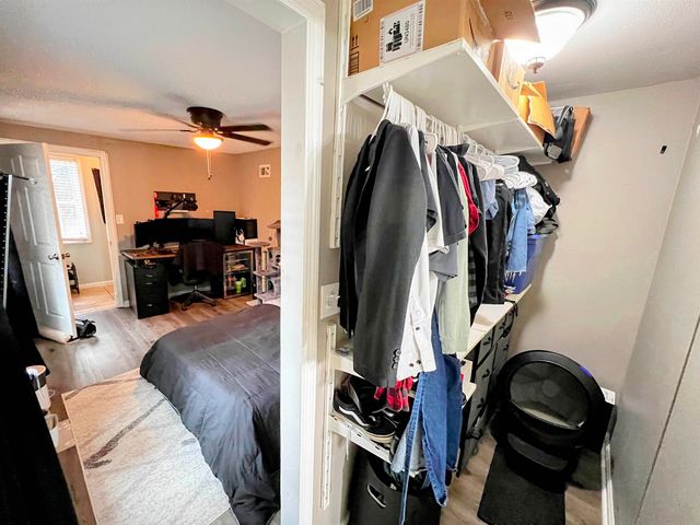 400 Murat Street, Tallahassee, FL 32304