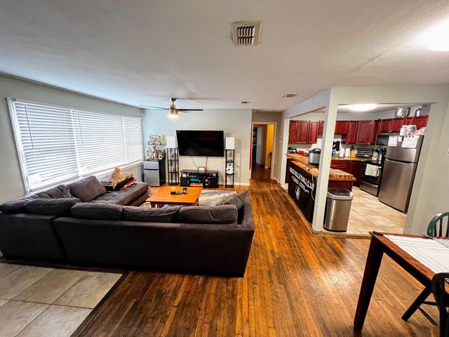 400 Murat Street, Tallahassee, FL 32304