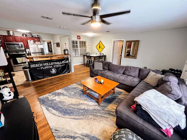 400 Murat Street, Tallahassee, FL 32304