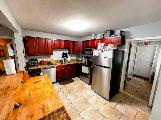 400 Murat Street, Tallahassee, FL 32304