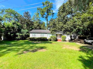 400 Murat Street, Tallahassee, FL 32304