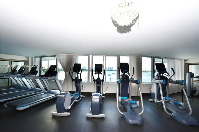 1100 West Ave 1220, Miami Beach, FL 33139