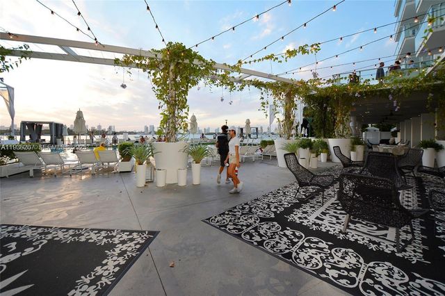 1100 West Ave 1220, Miami Beach, FL 33139