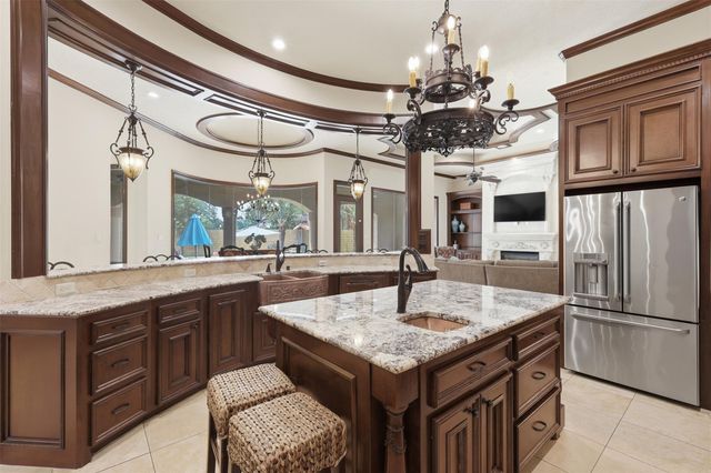 14 Post Shadow Estate Court, Spring, TX 77389