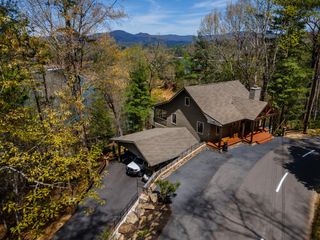 1227 Village Road, Murphy, NC 28906