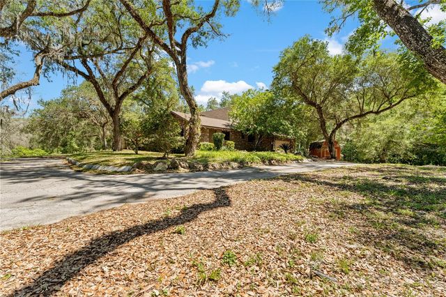 3166 TURTLE STREET, Dade City, FL 33523