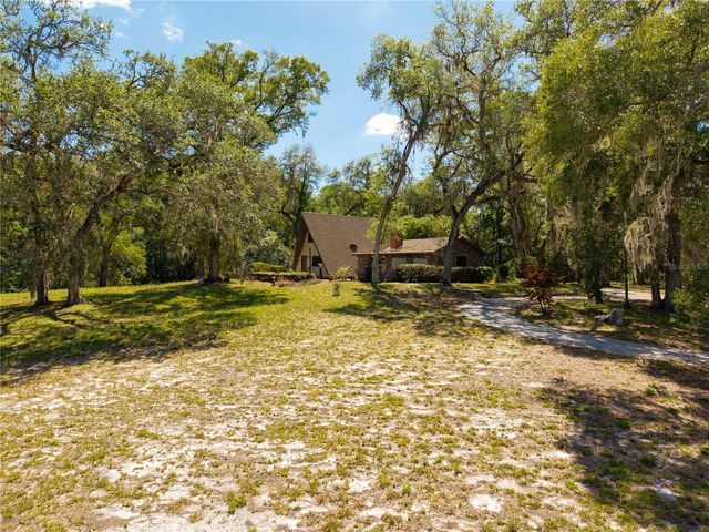 3166 TURTLE STREET, Dade City, FL 33523