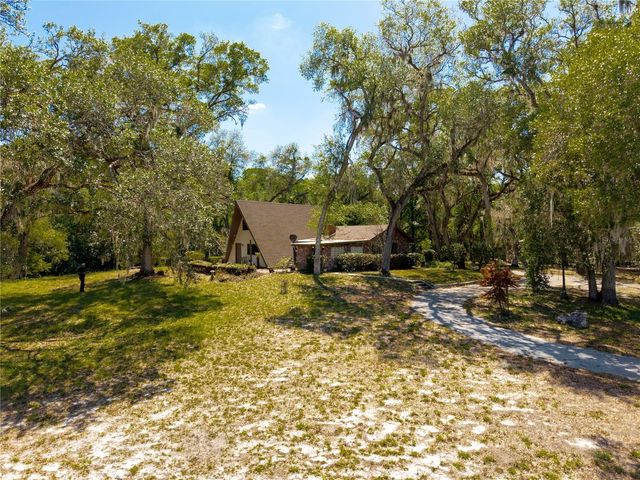 3166 TURTLE STREET, Dade City, FL 33523