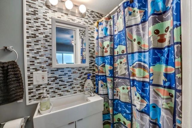 3826 Beyer Boulevard, San Diego, CA 92173
