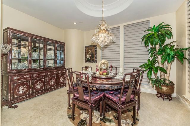 2135 SE Cottonwood Circle, Visalia, CA 93277