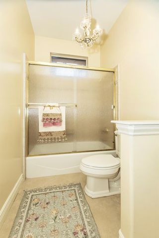 2135 SE Cottonwood Circle, Visalia, CA 93277