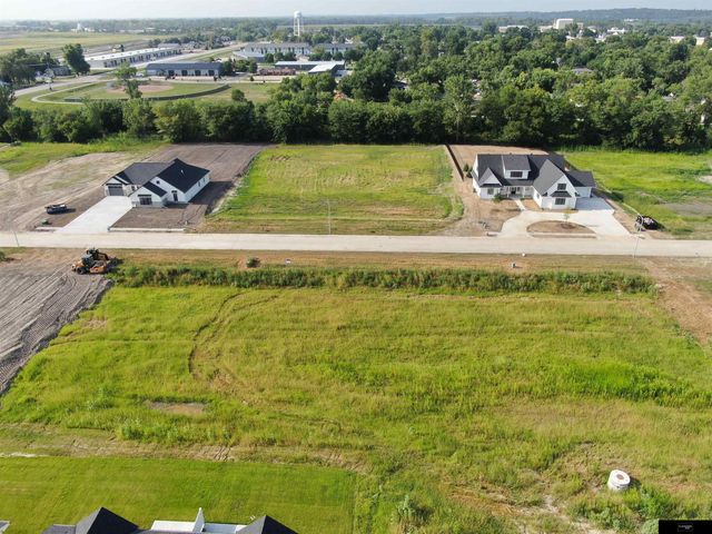 23805 Mary Jo Lane, Waterloo, NE 68069