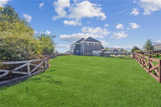 2225 Blackberry Court, Monroe, GA 30656