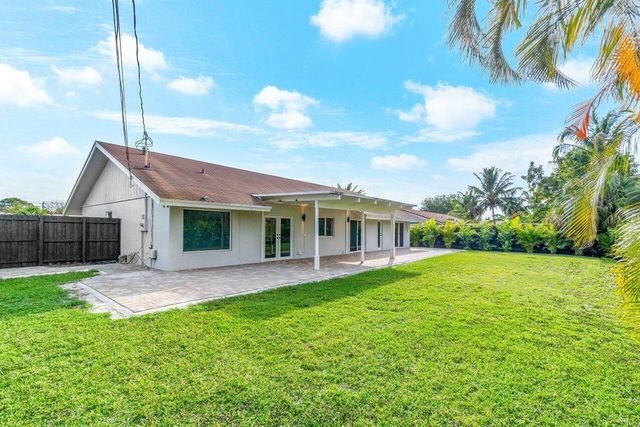 4593 ELLWOOD Drive, Delray Beach, FL 33445