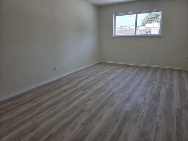 10267 S Gessner Road, Houston, TX 77071